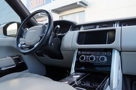 Land Rover Range Rover 13 of 25