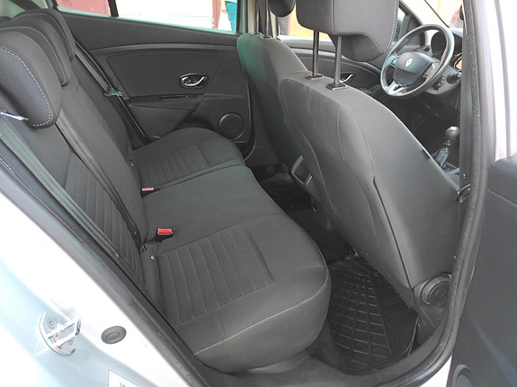 Renault Megane III 8 of 11