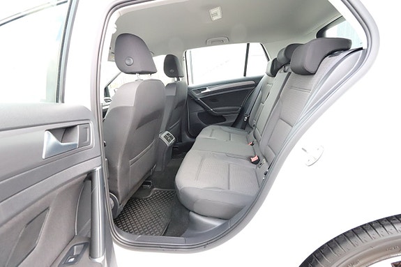 Volkswagen Golf I 14 of 23