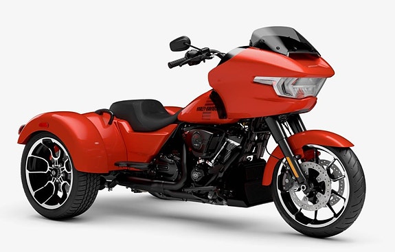 Harley-Davidson Road Glide 3 6 of 18