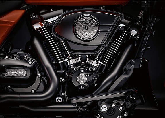 Harley-Davidson Road Glide 3 10 of 18