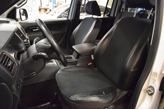 Volkswagen Amarok 9 of 15