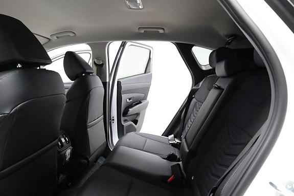 Hyundai Tucson 19 of 27