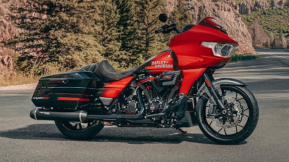 Harley-Davidson CVO Road Glide ST 121"