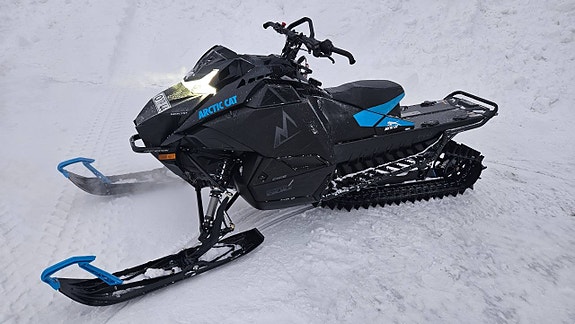 Arctic Cat Catalyst Alpha One M600 146" -24