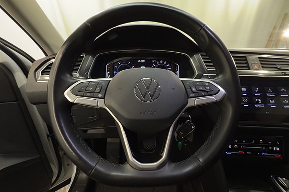 Volkswagen Tiguan Allspace 12 of 25