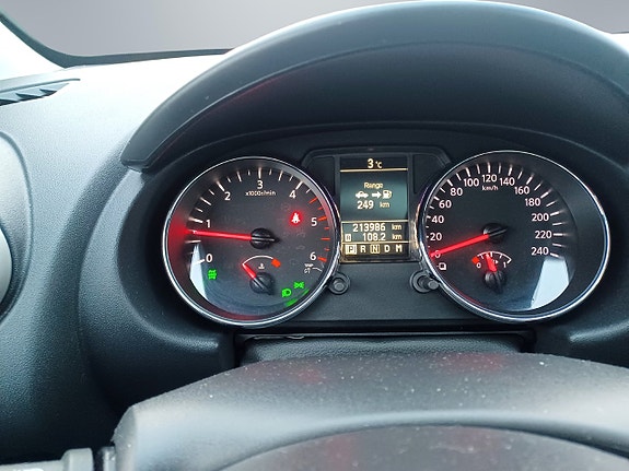 Nissan Qashqai+2 10 of 16