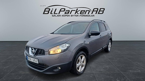Nissan Qashqai+2 2 of 5