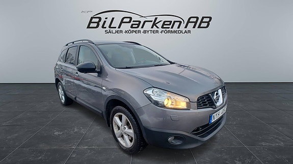 Nissan Qashqai+2 4 of 5