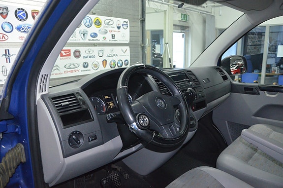 Volkswagen Transporter 4 of 5