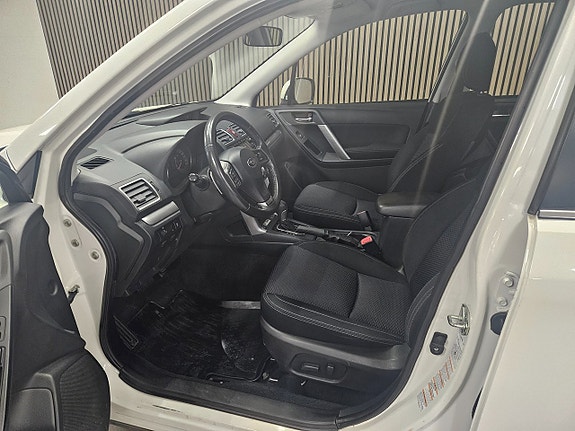 Subaru Forester 7 of 11