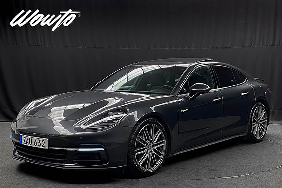 Porsche Panamera 4