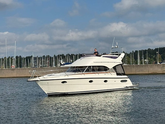 Nord West 370 Fly Volvo Penta D4 300 DPH