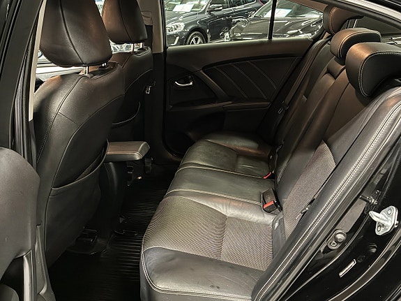 Toyota Avensis 15 of 20