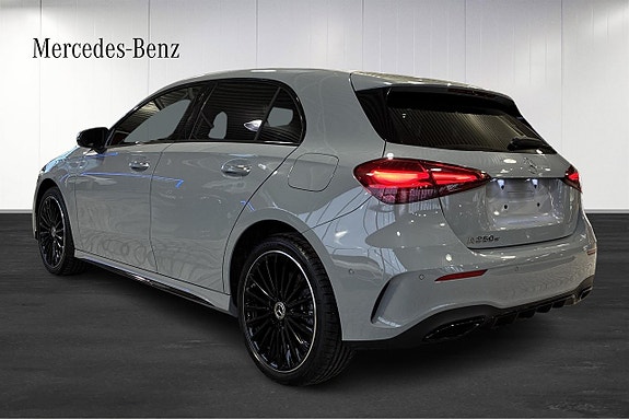 Mercedes-Benz A250 e 3 of 5