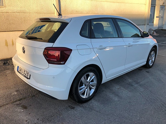 Volkswagen Polo 5 of 5
