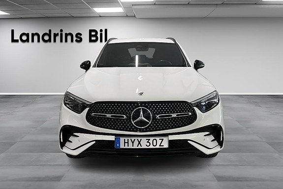 Mercedes-Benz GLC220 d 2 of 14