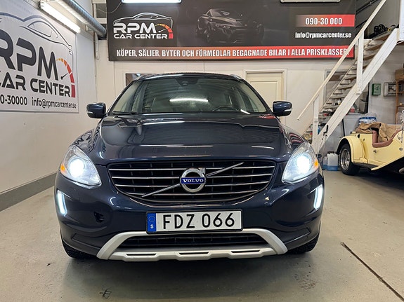 Volvo XC60 4 of 29