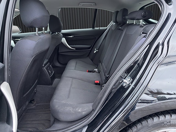 BMW 118d 14 of 20