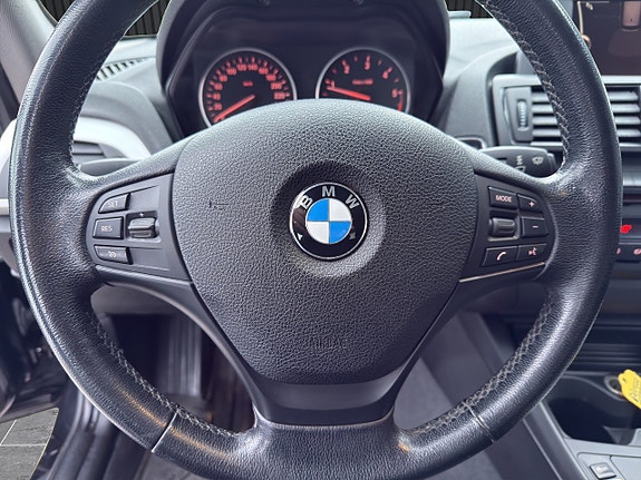 BMW 118d 15 of 20