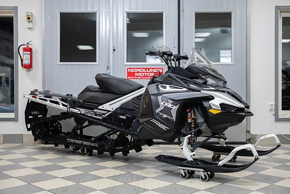 Lynx Xterrain RE 3900 850 *258 MIL / köp till dubbeldyna*