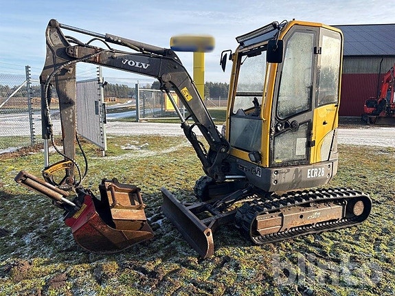 Bandgrävare Volvo ECR28 - 3 redskap