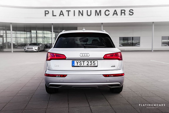 Audi Q5 4 of 5