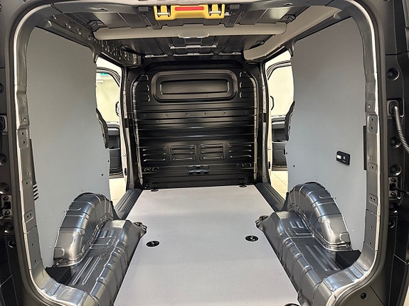 Kia PV5 26 of 27
