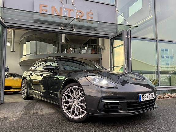 Porsche Panamera 4