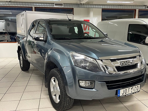 Isuzu D-max