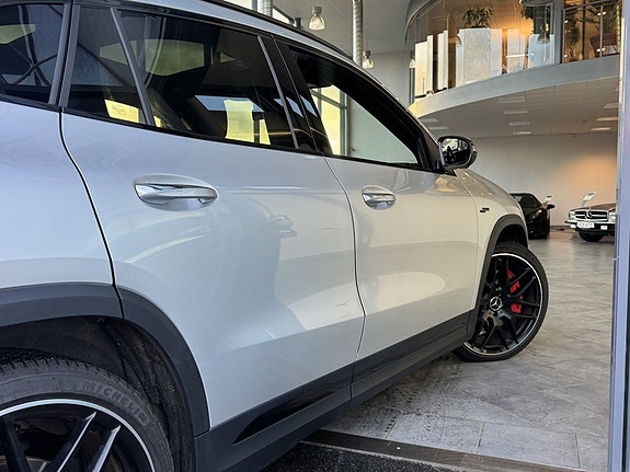 Mercedes-Benz GLA-Klass 25 of 27
