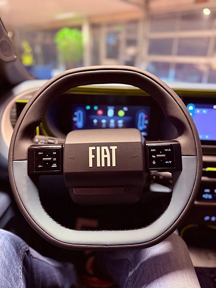 Fiat Grande Panda E 17 of 18