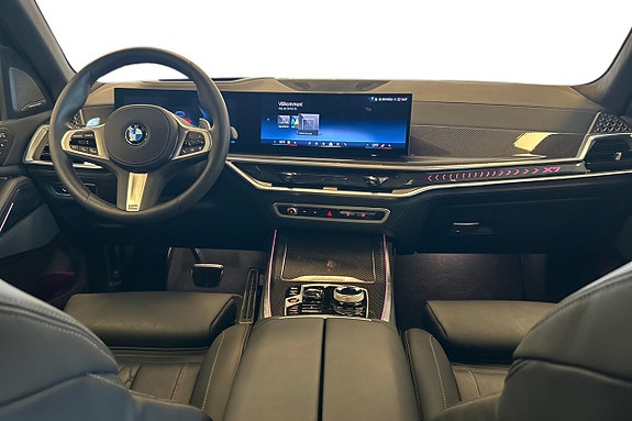 BMW X7 8 of 19