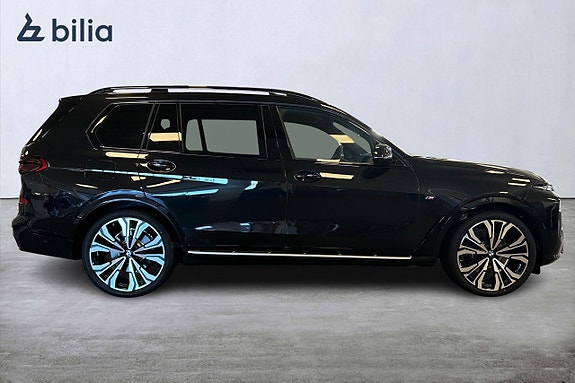 BMW X7 16 of 19