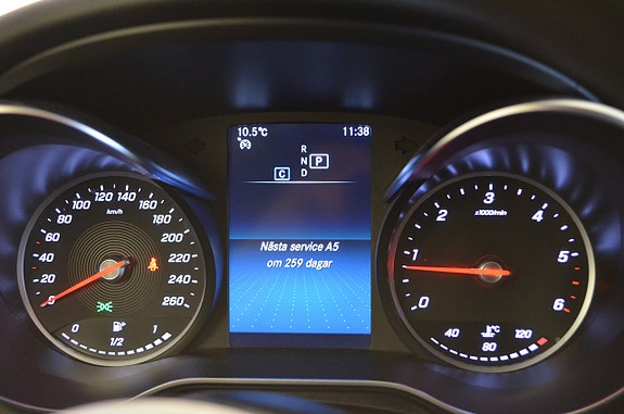 Mercedes-Benz C200 d 16 of 23