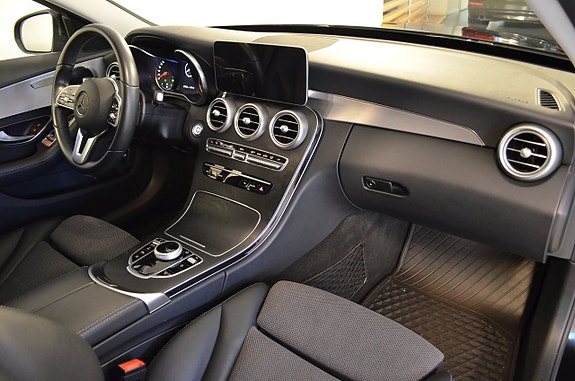Mercedes-Benz C200 d 20 of 23