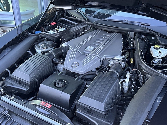 Mercedes-Benz SLS 7 of 27