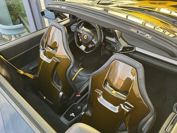 Ferrari 458 Spider 20 of 21