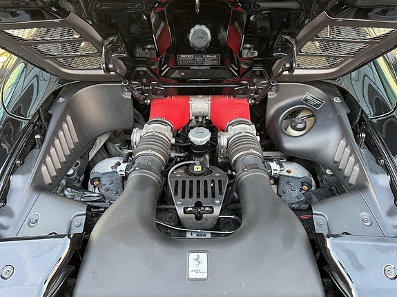 Ferrari 458 Spider 21 of 21