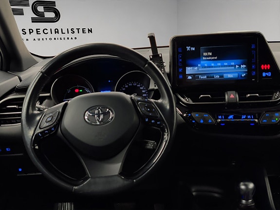 Toyota C-HR 19 of 27