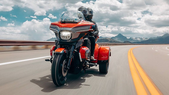 Harley-Davidson CVO Street Glide 3 Limited 15 of 17
