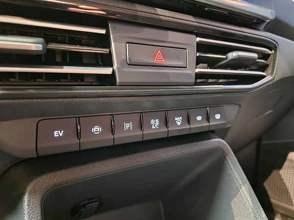 Ford Transit Connect 15 of 15
