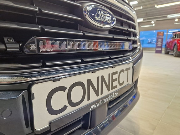 Ford Transit Connect 3 of 5