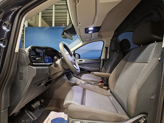Ford Transit Connect 11 of 15