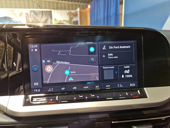 Ford Transit Connect 13 of 15