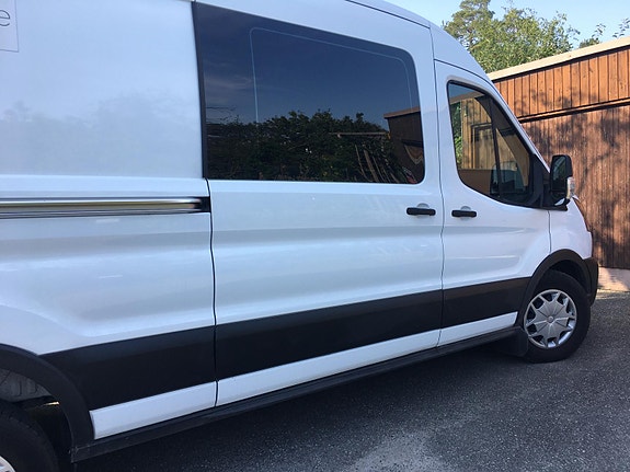 Ford Transit 2 of 5