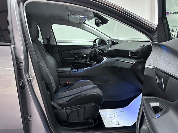 Peugeot 3008 15 of 24