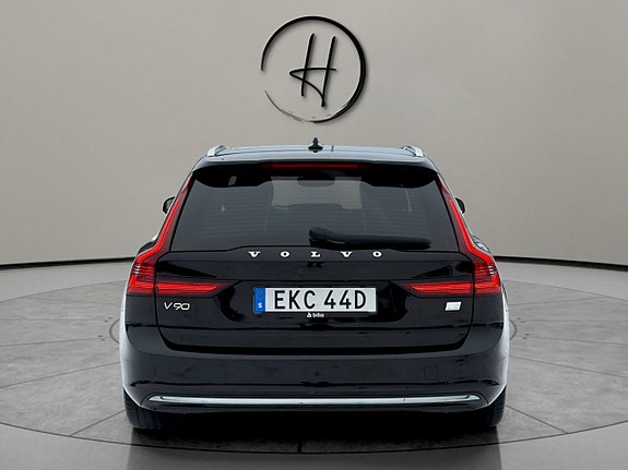 Volvo V90 4 of 30