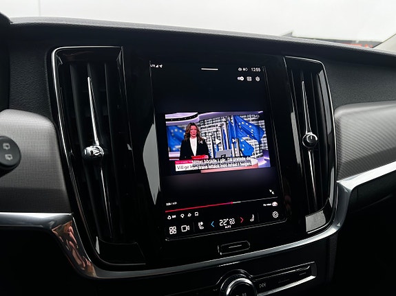 Volvo V90 21 of 30