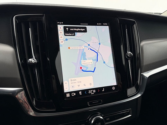Volvo V90 16 of 30